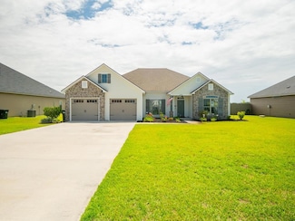 3956 Crusader Ct, Valdosta, GA 31605