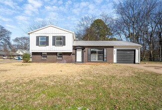 8920 Mayflower Rd, Little Rock, AR 72205