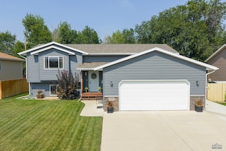 4946 Savannah St, Rapid City, SD 57703