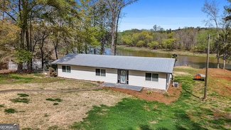 532 Henry Higgins Rd, Jackson, GA 30233