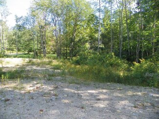 16 Skyline Dr, Kennebunkport, ME 04046