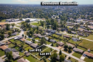820 NW 11th St Unit 11, Bentonville, AR 72712