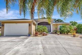 5784 NW Wesley Rd, Port Saint Lucie, FL 34986