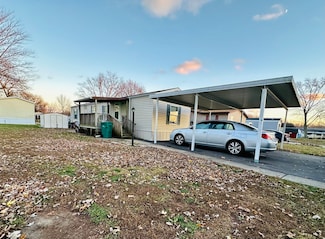 418 Carriage Lane Estates Unit 418, Streator, IL 61364