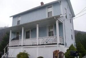 33 Hill St, Mocanaqua, PA 18655
