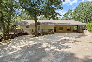 807 Paradise Ln, Huntsville, AR 72740