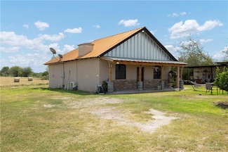 21712 N Val Verde Rd, Edinburg, TX 78542