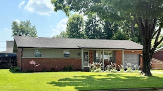 4409 Clover Dr, Evansville, IN 47711