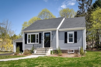 8 Lee Rd, Sharon, MA 02067