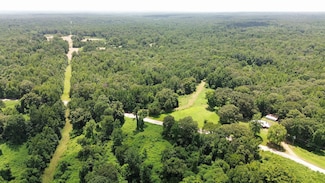 Scallions Rd, Grenada, MS 38901