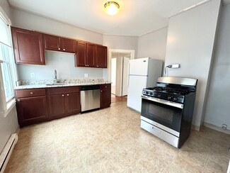 74 Romsey St Unit 3, Dorchester, MA 02125