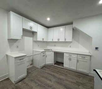 120 Sea St Unit A, Hyannis, MA 02601