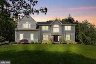 4935 Hunt Field Dr, Doylestown, PA 18902