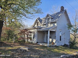 444 E 8th St, Baxter Springs, KS 66713