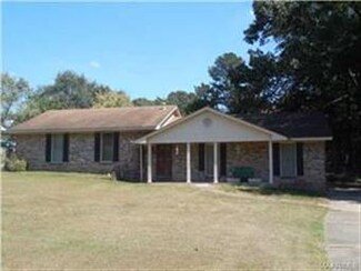 6730 Sanders Dr, Elmore, AL 36025
