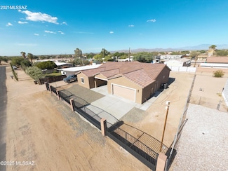12676 N Hendricks Dr, Marana, AZ 85653