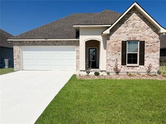 7982 Lecompte Towne, Iowa, LA 70647