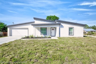 2145 N Archer Rd, Avon Park, FL 33825