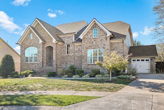 1005 Regency Ct, Gallatin, TN 37066