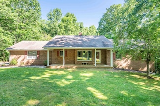 145 White Oak Dr SE, Floyd, VA 24091