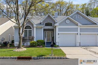 31 Cameron Ct, Monroe Township, NJ 08831
