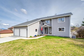 735 SW Staley Dr, Pullman, WA 99163