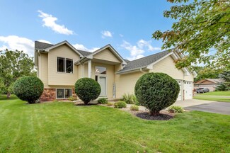 7726 Lander Ave NE, Albertville, MN 55301