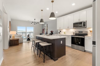 2 Codman Way Unit 103, Westborough, MA 01581