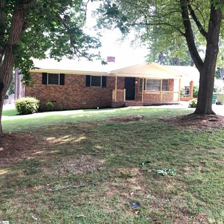 305 Debra Dr, Gaffney, SC 29340