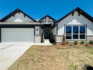 913 SW 141st St, Oklahoma City, OK 73170