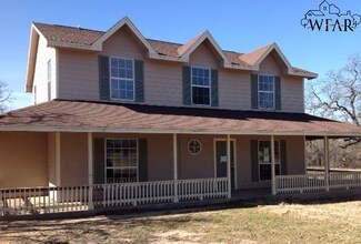 2963 Fm 1806, Montague, TX 76251