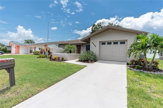 4556 Great Lakes Dr S, Clearwater, FL 33762