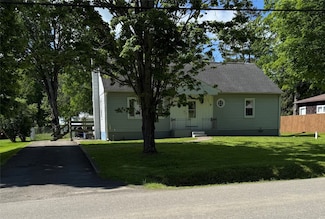 49 Lewis St, Endicott, NY 13760
