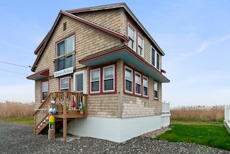 428 Eldridge Rd, Wells, ME 04090