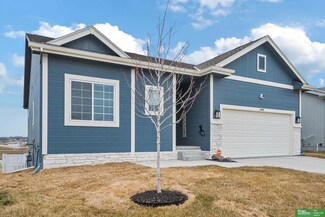 8418 S 179th St, Omaha, NE 68136