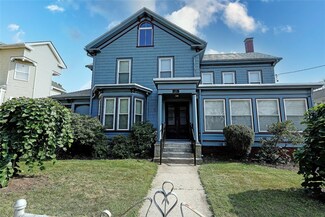 71 Meadow St, Pawtucket, RI 02860