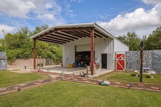 4721 Singletary Rd, Alvin, TX 77511