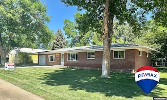 312 E Sunset Dr, Riverton, WY 82501