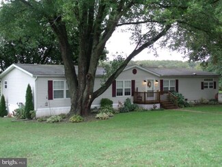 15 Harrison Dr, Nottingham, PA 19362