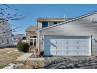 1566 Peitz Ave, Waconia, MN 55387