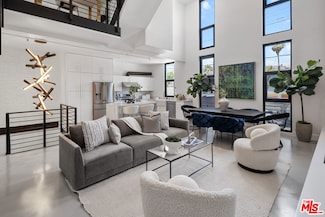 1037 N Laurel Ave Unit 19, West Hollywood, CA 90046