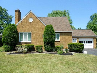 8290 Sheridan Dr, Buffalo, NY 14221