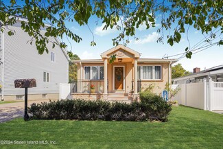 165 Atlantic Ave, Staten Island, NY 10304