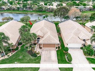 8100 Florenza Dr, Boynton Beach, FL 33472