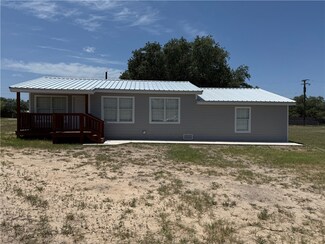 512 Wheeler, Three Rivers, TX 78071