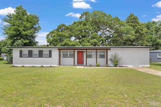 8 Goodman Ln, Pensacola, FL 32506