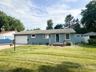 327 Galena St, Worthington, MN 56187