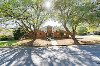 6800 Welch Ave, Fort Worth, TX 76133