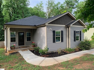 199 Tanglewylde Dr, Spartanburg, SC 29301