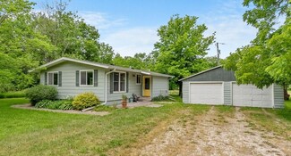 14357 R Ave, Columbus Junction, IA 52738